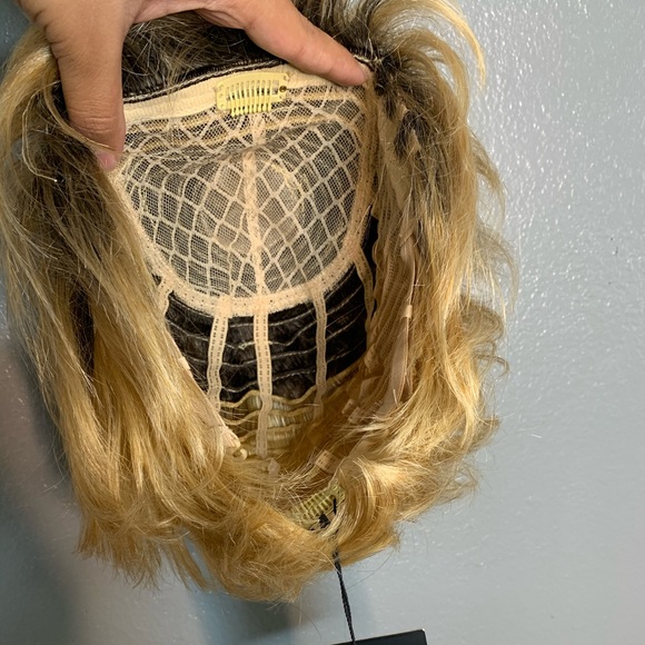 New Blonde Unicorn Wig - Picture 5 of 8